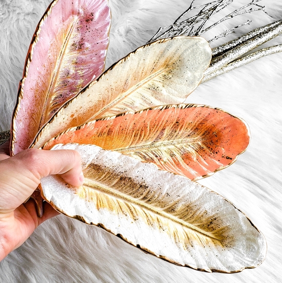 Resin Feather Trinket Dish, Jewelry Dish - Picture 4 of 6
